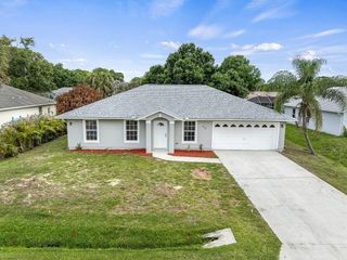 673 Cavern Terrace, Sebastian, FL 32958