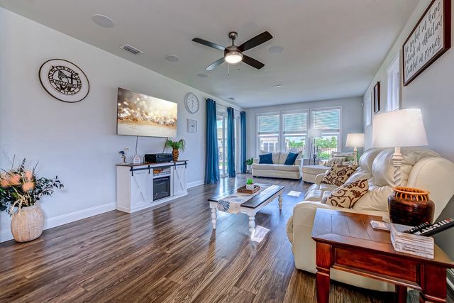 1352 Littleleaf Loop, North Myrtle Beach, SC 29582