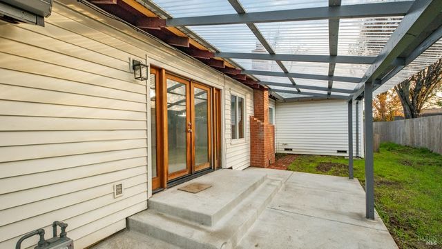 2611 Lilac St, Fairfield, CA 94533