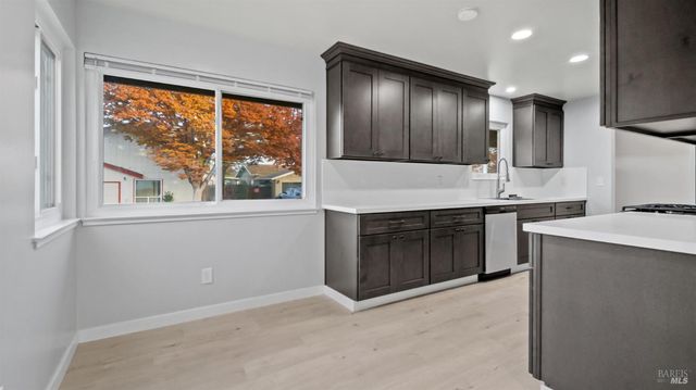 2611 Lilac St, Fairfield, CA 94533