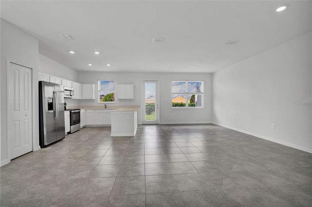 204 BOGEY DRIVE, Davenport, FL 33896