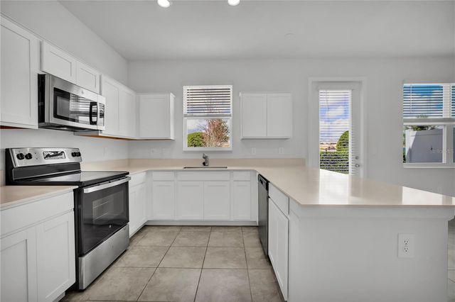 204 BOGEY DRIVE, Davenport, FL 33896