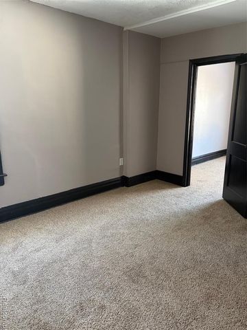 909 Burlingame Street, Detroit, MI 48202