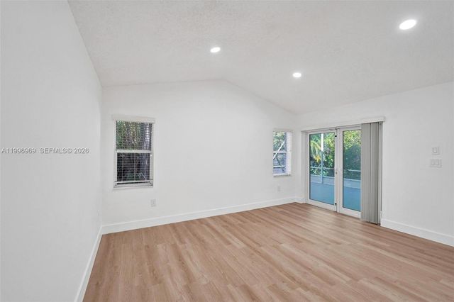 10153 NW 3rd Ct, Plantation, FL 33324