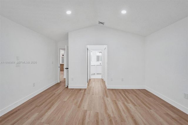 10153 NW 3rd Ct, Plantation, FL 33324