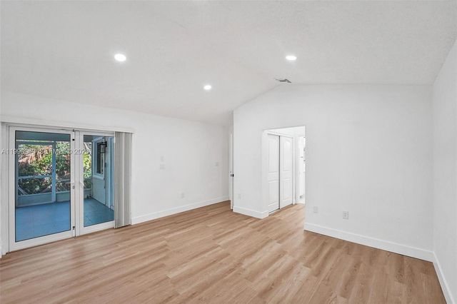 10153 NW 3rd Ct, Plantation, FL 33324