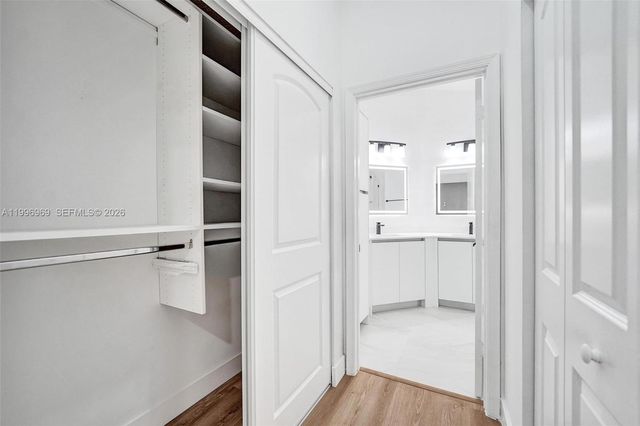 10153 NW 3rd Ct, Plantation, FL 33324