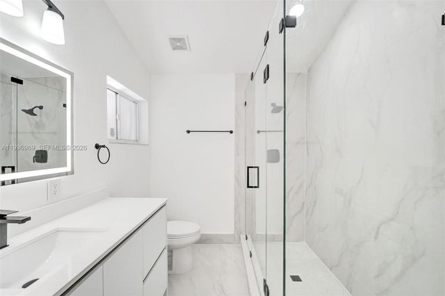 10153 NW 3rd Ct, Plantation, FL 33324