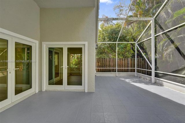 10153 NW 3rd Ct, Plantation, FL 33324