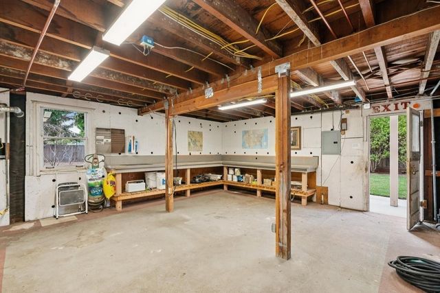 845 Woodland AVE, San Leandro, CA 94577