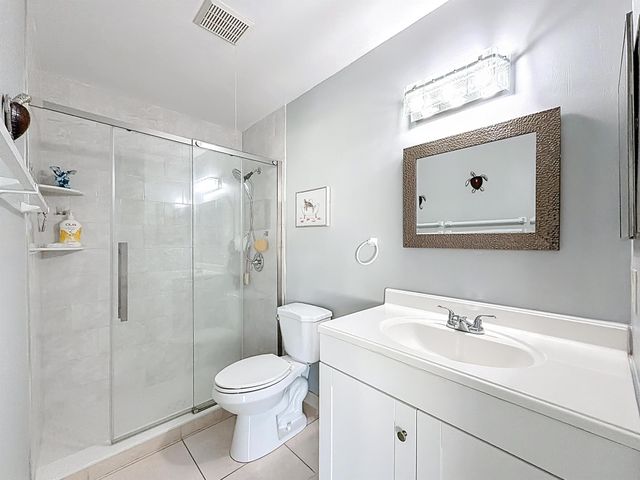 3586 La Playas Court D2, Greenacres, FL 33463