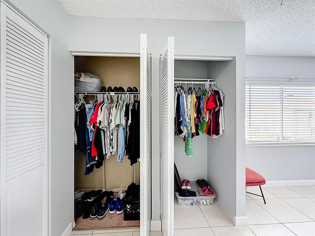 3586 La Playas Court D2, Greenacres, FL 33463