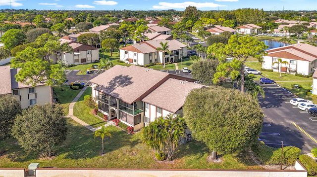 3586 La Playas Court D2, Greenacres, FL 33463