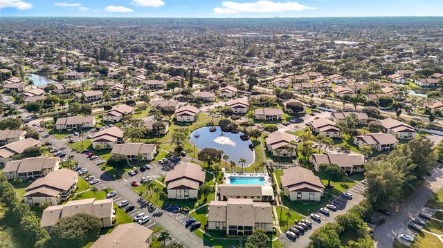 3586 La Playas Court D2, Greenacres, FL 33463