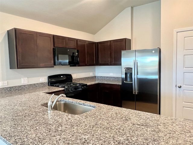 144 Edward R. Gaytan ST, San Marcos, TX 78666