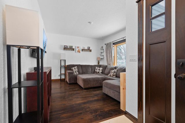 30120 Redwing Avenue, Shafer, MN 55074