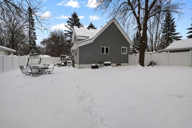 30120 Redwing Avenue, Shafer, MN 55074