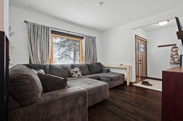 30120 Redwing Avenue, Shafer, MN 55074