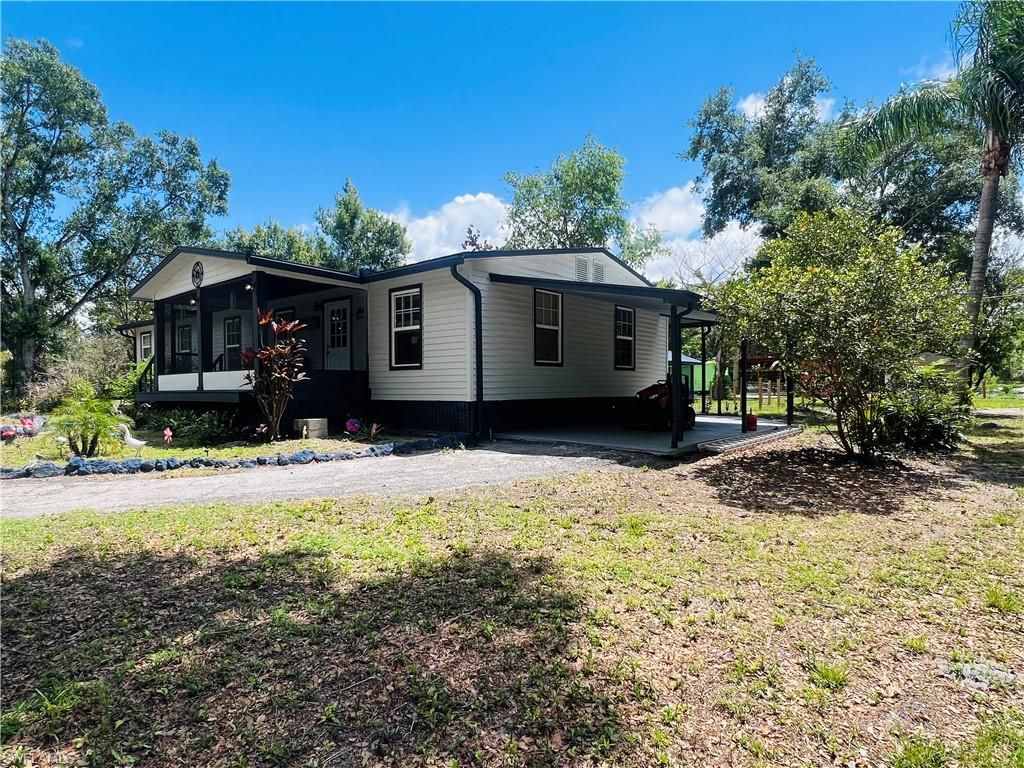 155 Evans RD, LABELLE, FL 33935 — photo 2