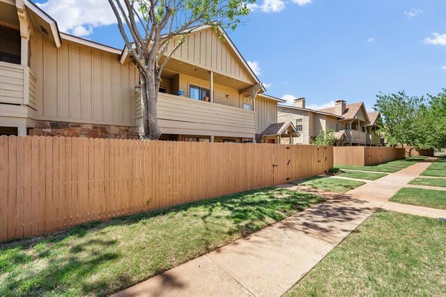 14315 N Pennsylvania Avenue 13H, Oklahoma City, OK 73134