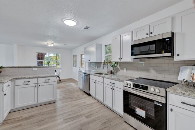 268 Tweedy Bird Lane, Whitewright, TX 75491