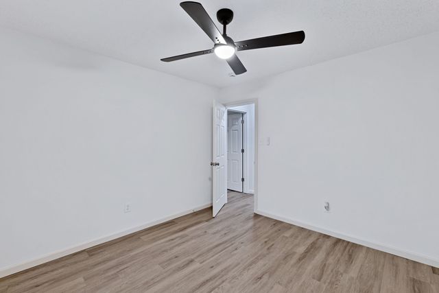 268 Tweedy Bird Lane, Whitewright, TX 75491