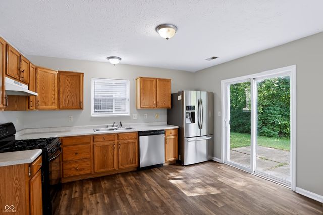 5439 Lake Boggs Street, Indianapolis, IN 46254