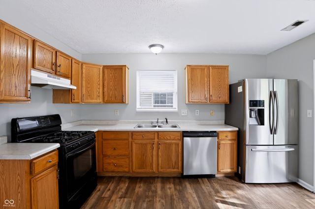 5439 Lake Boggs Street, Indianapolis, IN 46254