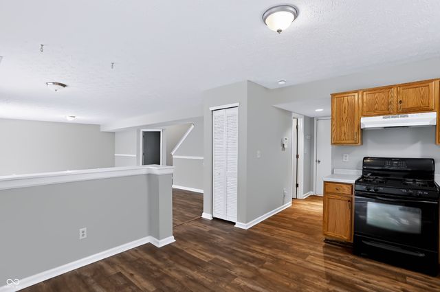 5439 Lake Boggs Street, Indianapolis, IN 46254
