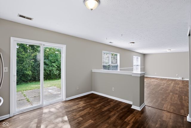 5439 Lake Boggs Street, Indianapolis, IN 46254