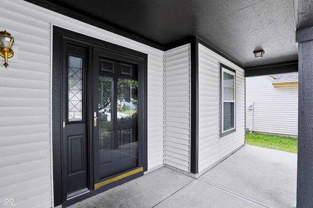 5439 Lake Boggs Street, Indianapolis, IN 46254