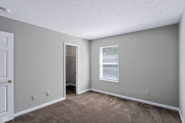5439 Lake Boggs Street, Indianapolis, IN 46254