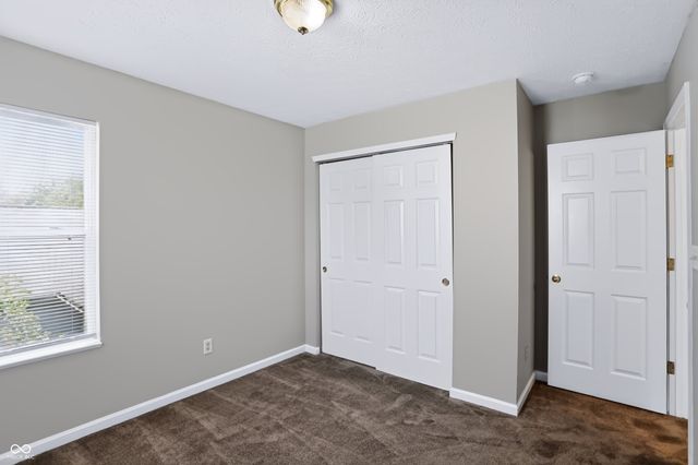 5439 Lake Boggs Street, Indianapolis, IN 46254