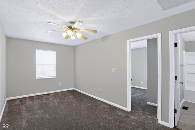 5439 Lake Boggs Street, Indianapolis, IN 46254