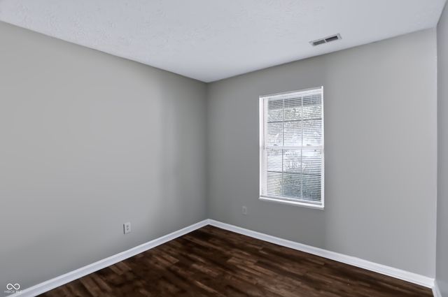 5439 Lake Boggs Street, Indianapolis, IN 46254