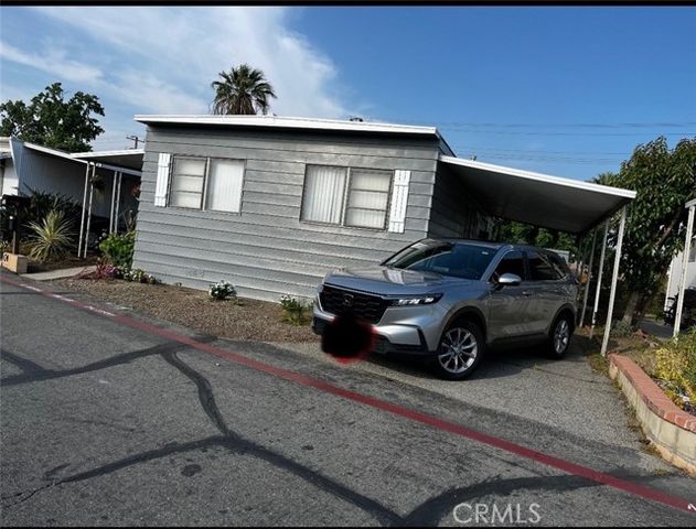 250 N Linden Avenue 148, Rialto, CA 92376