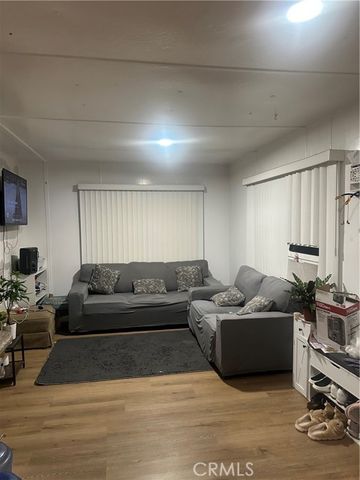 250 N Linden Avenue 148, Rialto, CA 92376