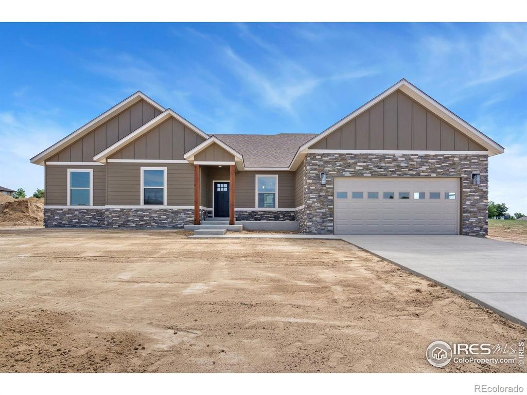 32 Lakeview Circle, Fort Morgan, CO 80701