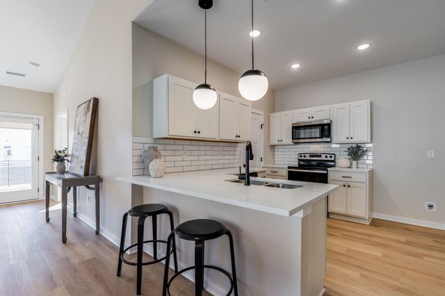 3867 & 3869 W Longleaf St, Wichita, KS 67205