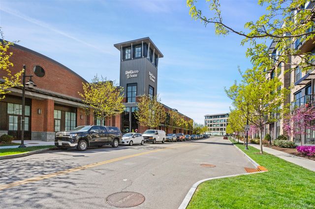 102 Legend Drive 202, Sleepy Hollow, NY 10591