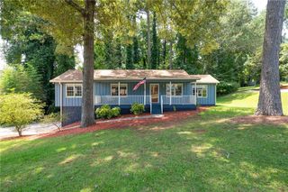 305 Summer Court, Woodstock, GA 30188
