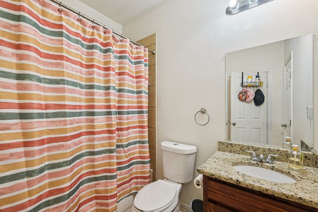 801 Cascade Drive, Glenn Heights, TX 75154