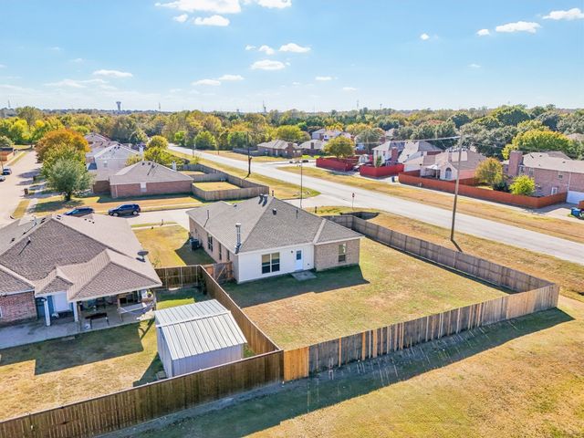 801 Cascade Drive, Glenn Heights, TX 75154