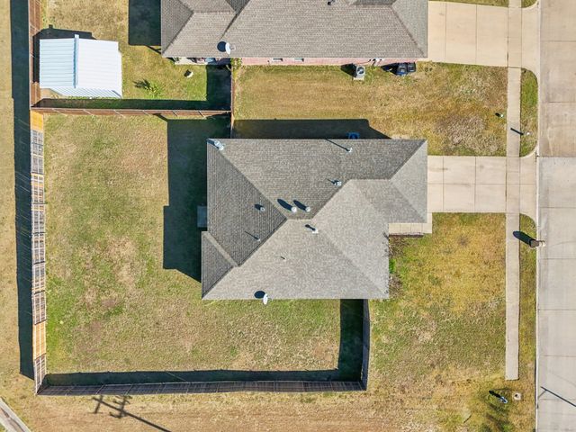 801 Cascade Drive, Glenn Heights, TX 75154