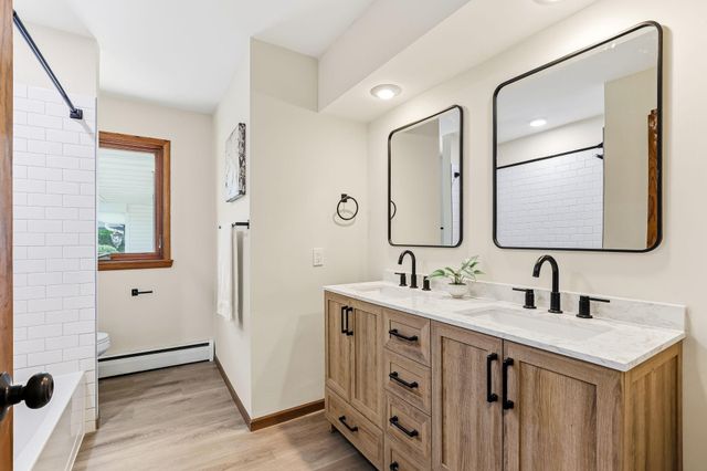 7610 Alden Way NE, Fridley, MN 55432