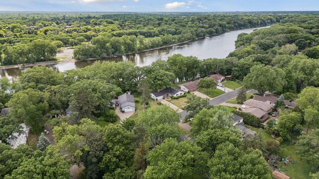 7610 Alden Way NE, Fridley, MN 55432