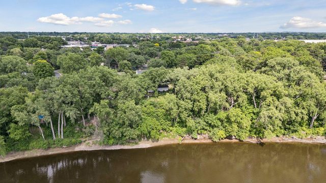 7610 Alden Way NE, Fridley, MN 55432