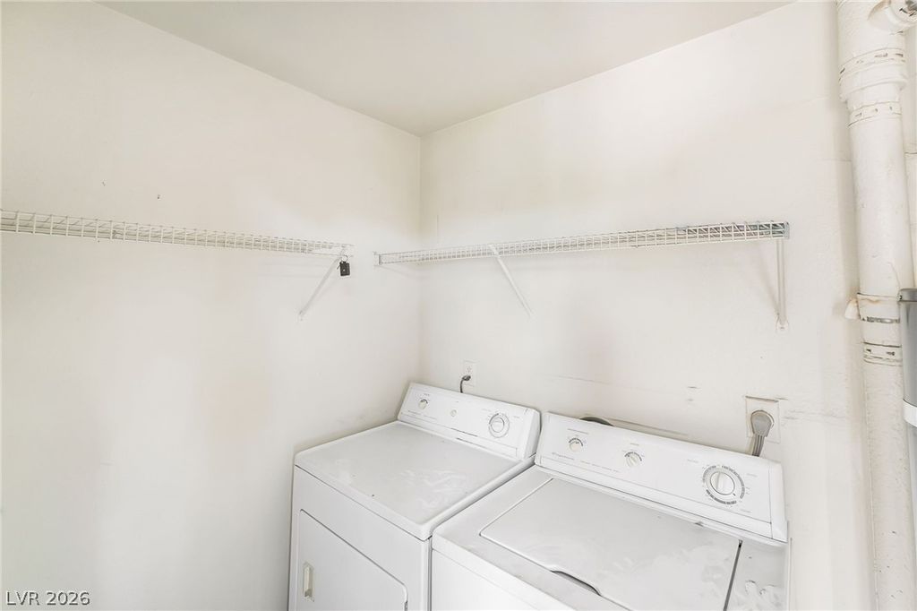 Image 20 of property listing at 2200 South Fort Apache Road 2073, Las Vegas, NV 89117