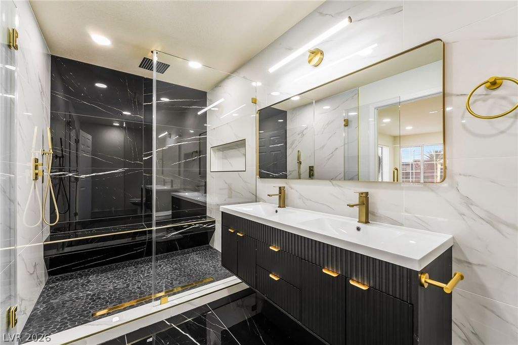 Image 3 of property listing at 2200 South Fort Apache Road 2073, Las Vegas, NV 89117