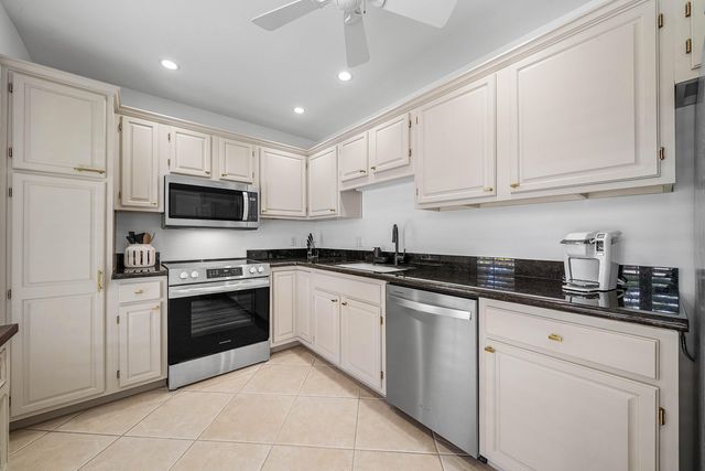 4367 N QUAIL RIDGE Drive N B, Boynton Beach, FL 33436